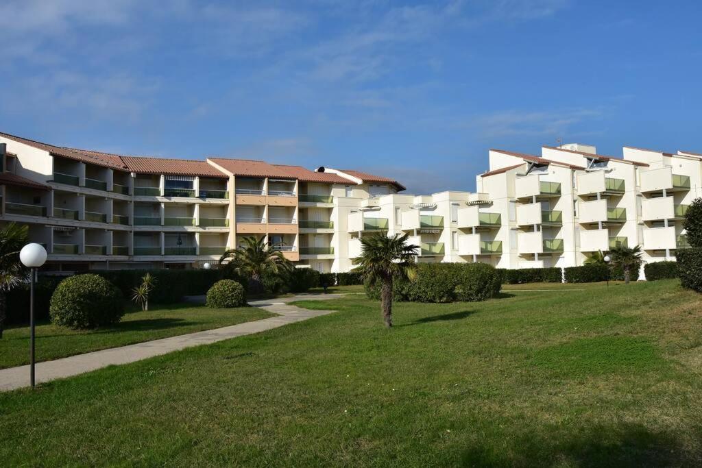 Les Goelettes - Appartement En Rdc Avec Acces Direct A La Plage Saint-Cyprien  Luaran gambar