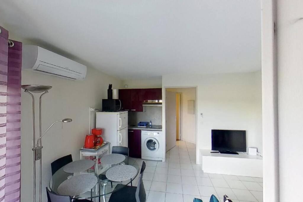 Les Goelettes - Appartement En Rdc Avec Acces Direct A La Plage Saint-Cyprien  Luaran gambar